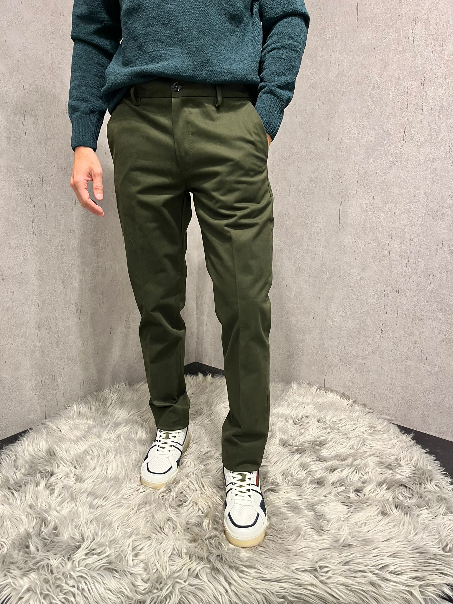 Pantalone slim verde